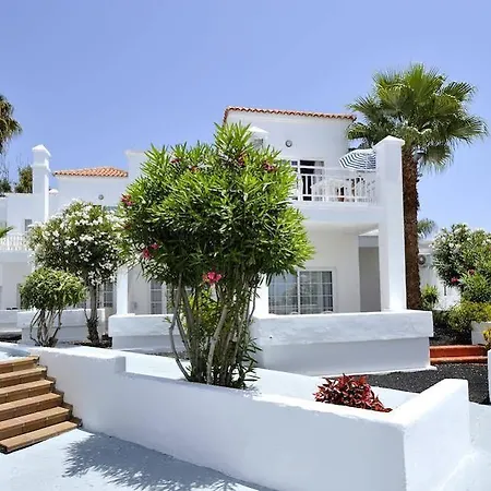 Appartement Adonis Castalia-brezos 3*