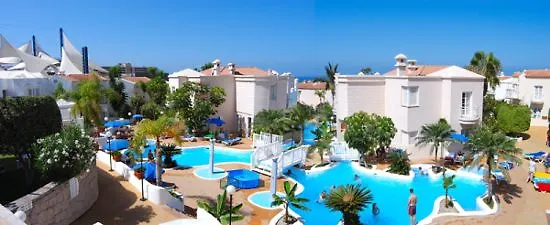 Adonis Castalia-brezos Appartement