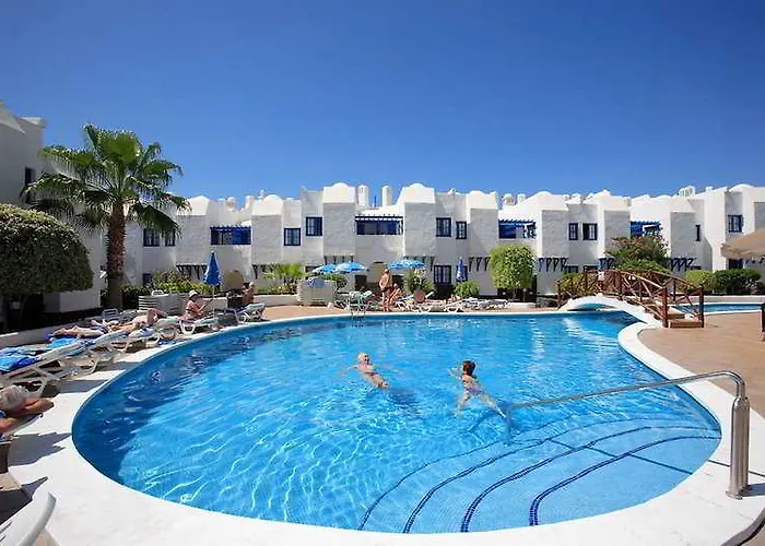 Appartement Adonis Castalia-brezos 3*